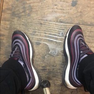 Meet your Posher, Pree